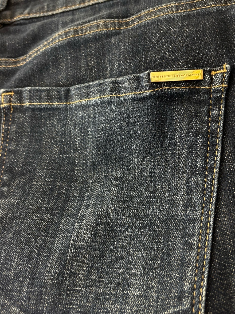 WHBM Mid-Rise Girlfriend Jeans with Raw Edge Hem, Dark Wash Size 12 - Picture 3 of 8